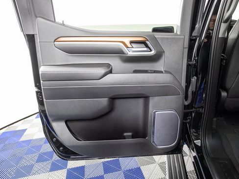 Used 2023 GMC Sierra 1500 Denali w/ Denali Reserve Package image 12