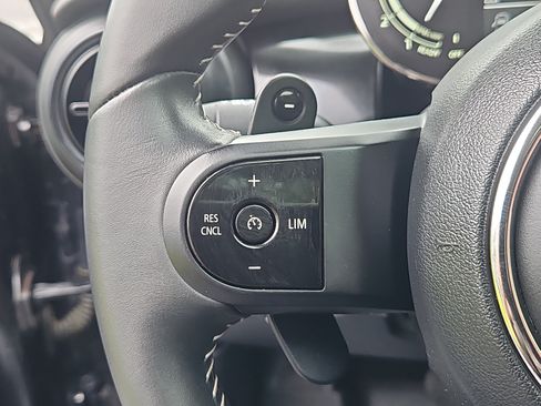 Used 2023 MINI Cooper S FWD image 16
