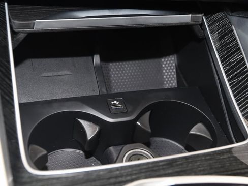 Used 2024 BMW X6 xDrive40i w/ Premium Package image 25