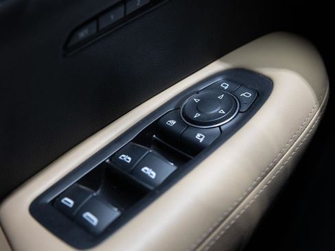 Used 2020 Cadillac XT6 Premium Luxury w/ Platinum Package image 25