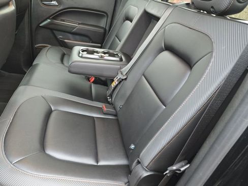 Used 2022 GMC Canyon AT4 w/ Trailering Package image 10