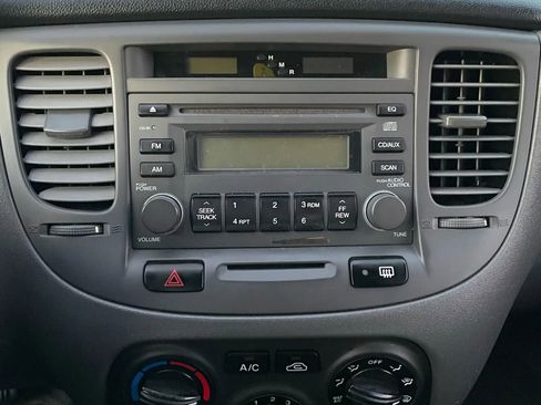 Used 2008 Kia Rio5 image 13