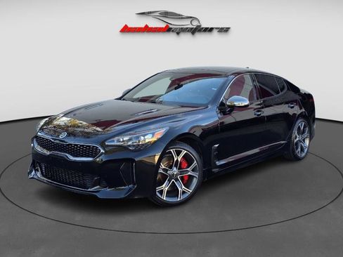 Used 2018 Kia Stinger GT2 image 3