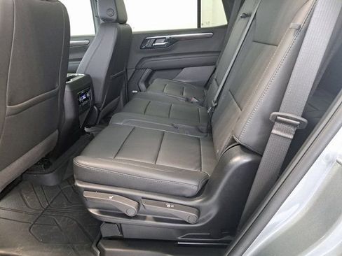 Used 2025 Chevrolet Tahoe LT w/ Comfort Package image 24