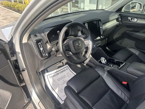 Used 2023 Volvo XC40 B5 Plus w/ Driver Assist Package image 13