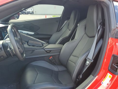 Used 2025 Chevrolet Corvette Z06 image 13