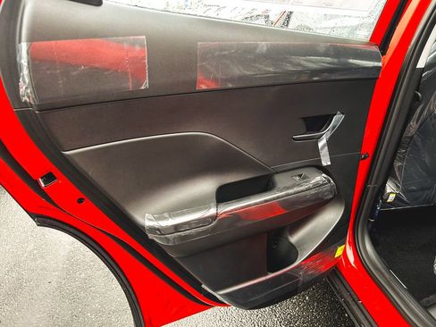 New 2026 Hyundai Kona SE image 13