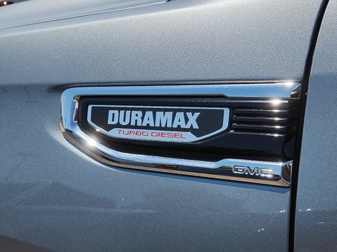 Used 2023 GMC Sierra 1500 Denali image 9