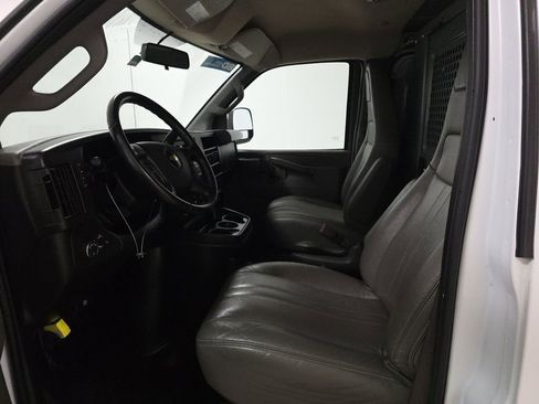 Used 2022 Chevrolet Express 2500 Extended w/ Driver Convenience Package image 8