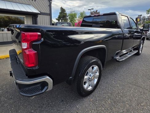 Used 2021 Chevrolet Silverado 3500 LTZ w/ LTZ Premium Package image 8