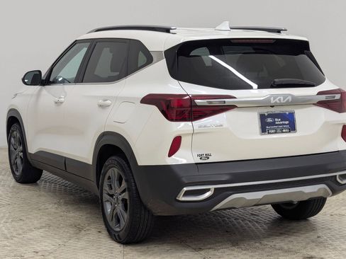 Used 2023 Kia Seltos S image 3