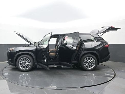 New 2026 Toyota Grand Highlander AWD image 34