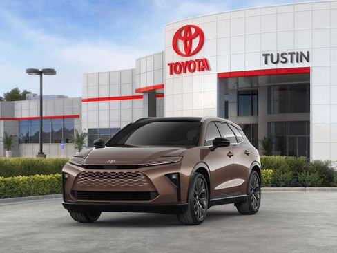 New 2025 Toyota Crown Signia image 1