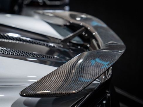 Used 2018 McLaren 570S Spider image 40