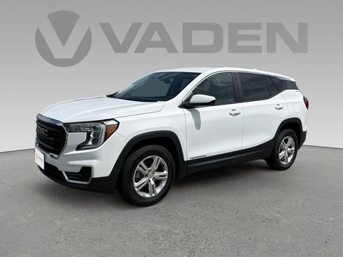 Used 2024 GMC Terrain SLE AWD/4WD image 21