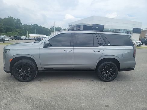 Certified 2024 Cadillac Escalade Sport Platinum w/ LPO, ONYX Package AWD/4WD image 4