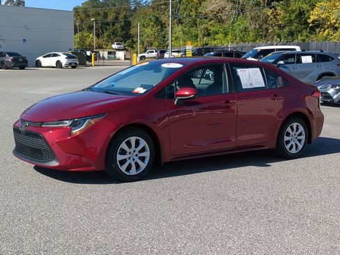 Used 2022 Toyota Corolla LE image 10