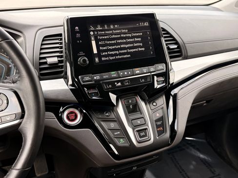 Used 2023 Honda Odyssey Touring image 43