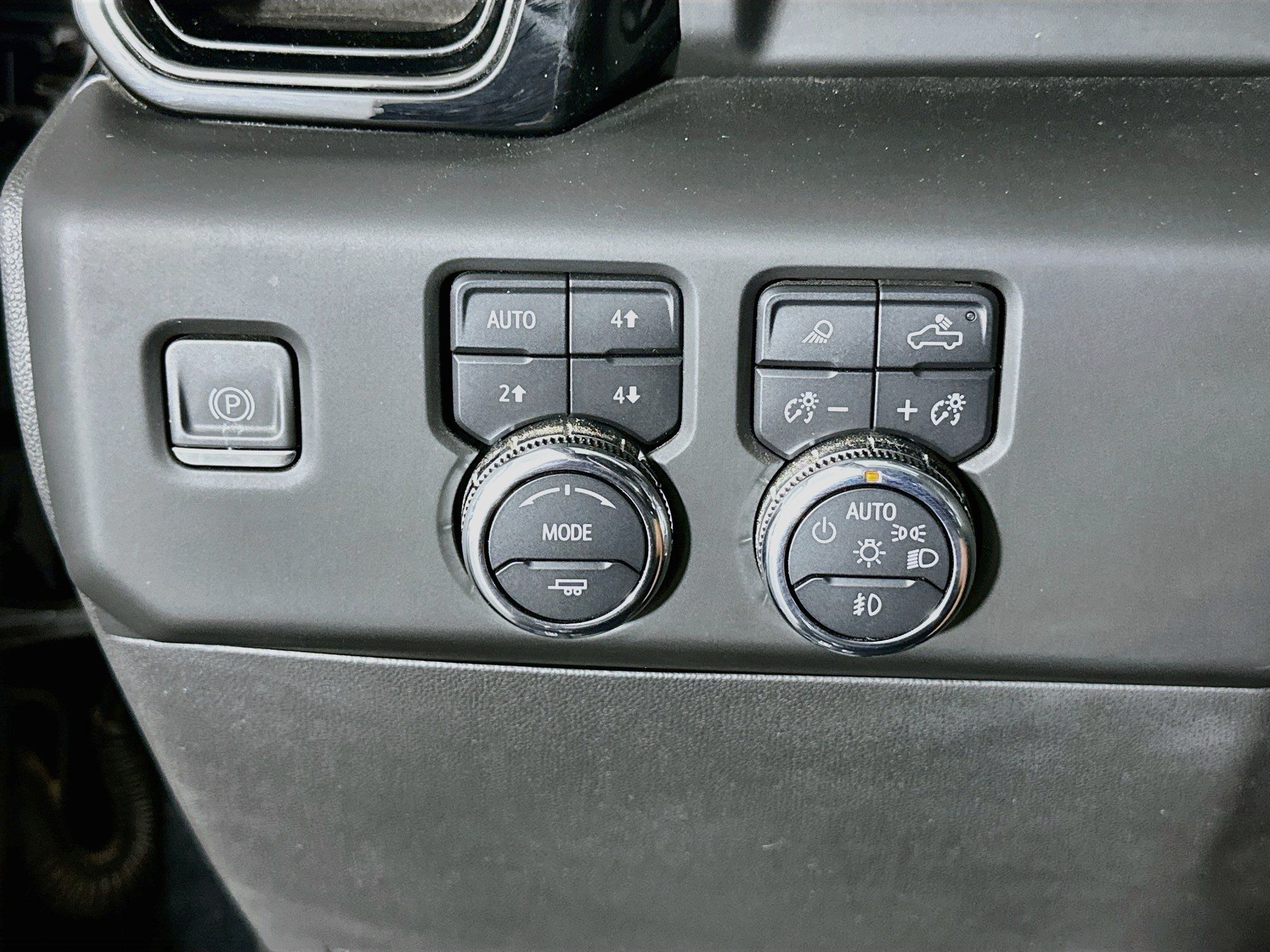 Used 2023 GMC Sierra 1500 AT4X AWD/4WD image 17