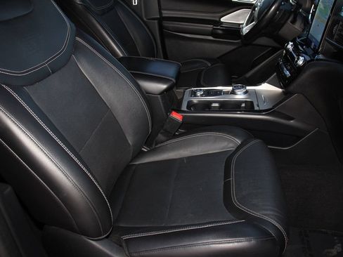 Certified 2021 Ford Explorer ST AWD/4WD image 29