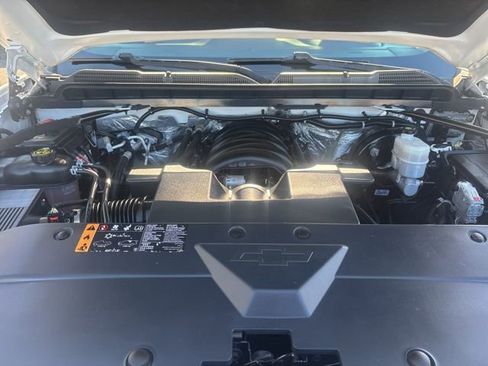 Used 2018 Chevrolet Silverado 1500 High Country w/ High Desert Package image 21