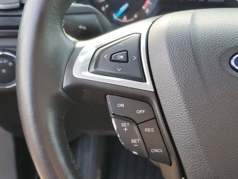 Used 2013 Ford Fusion SE image 15