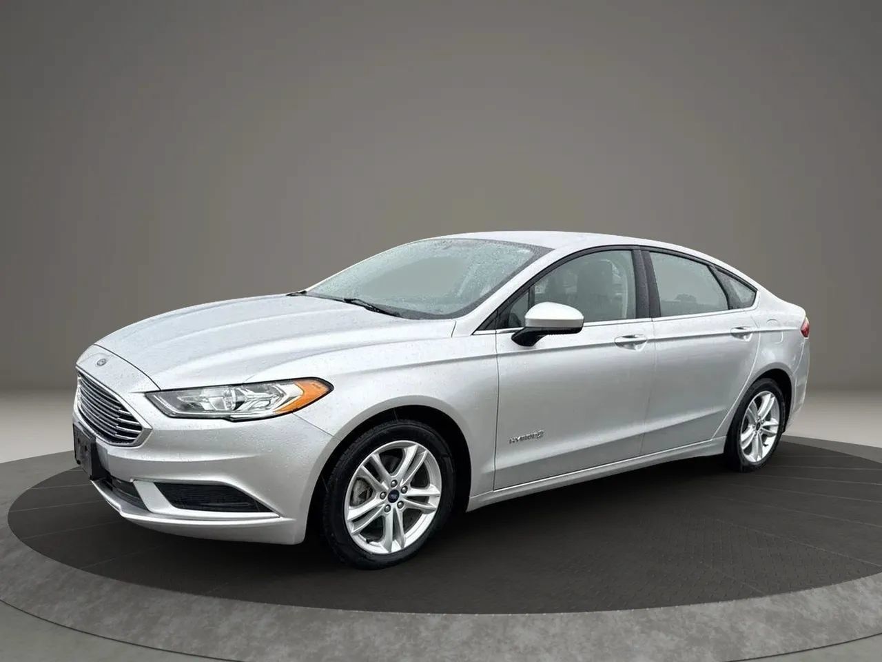 Used 2018 Ford Fusion S FWD image 1