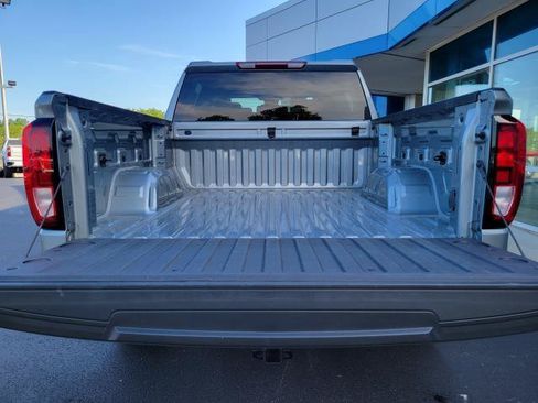 Used 2024 GMC Sierra 1500 Elevation AWD/4WD image 9