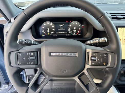 New 2026 Land Rover Defender 110 S image 27