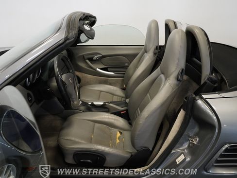 Used 2004 Porsche Boxster S image 3