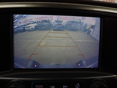 Used 2018 Chevrolet Silverado 1500 High Country image 24