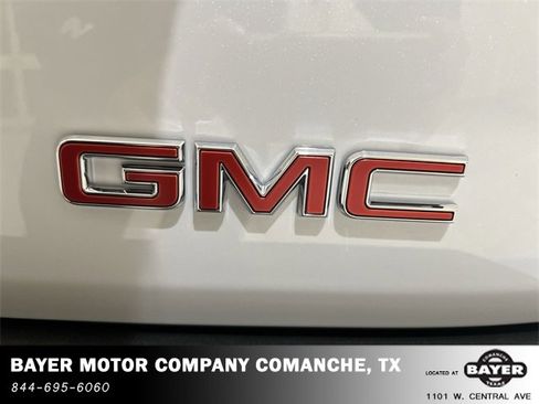 New 2026 GMC Yukon XL Denali w/ Denali Reserve Package image 30
