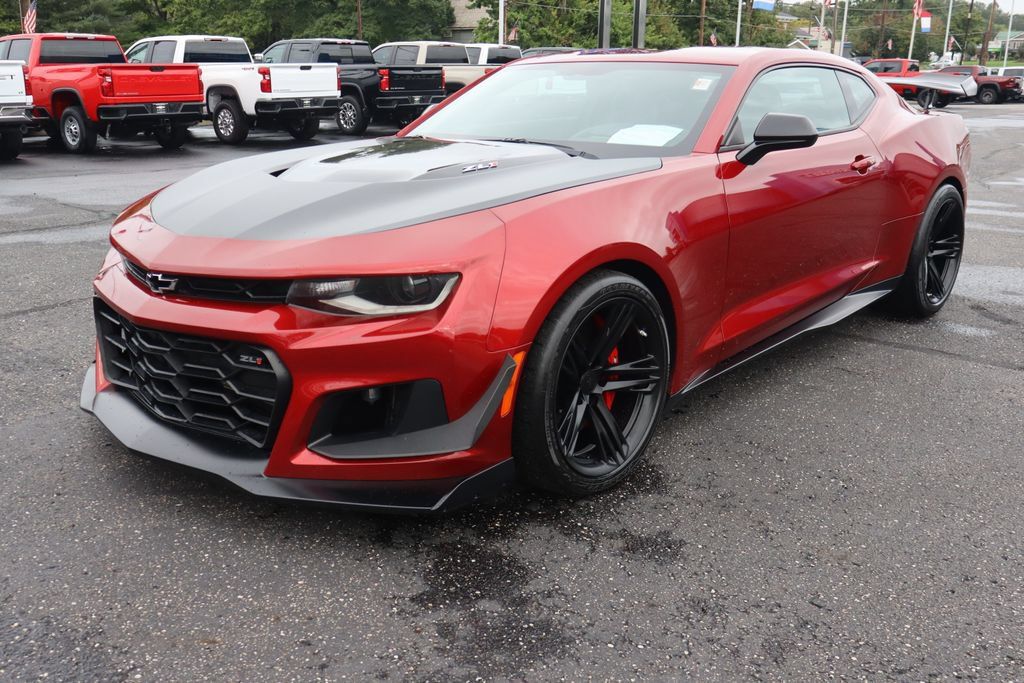 Used 2022 Chevrolet Camaro ZL1 RWD image 31
