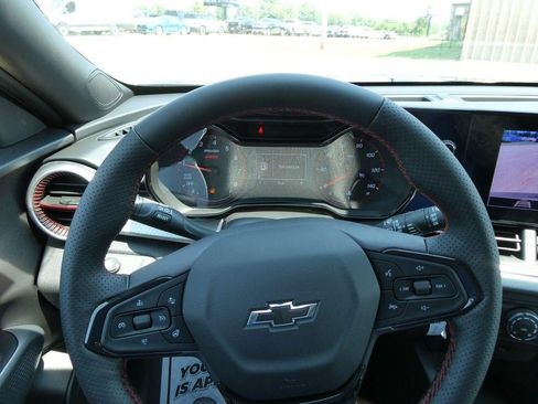 New 2026 Chevrolet Trax RS w/ Sunroof Package FWD image 15