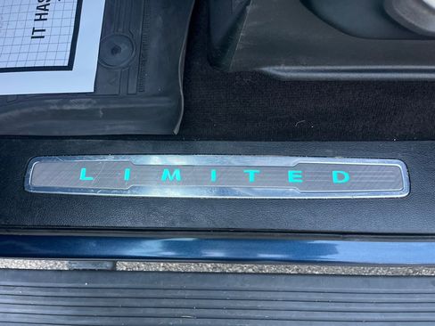 Used 2018 Ford F150 Limited w/ Trailer Tow Package image 18