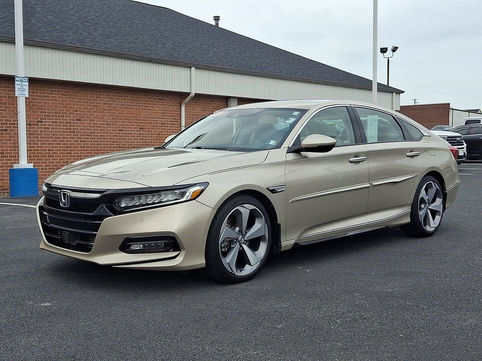 Used 2020 Honda Accord Touring image 3