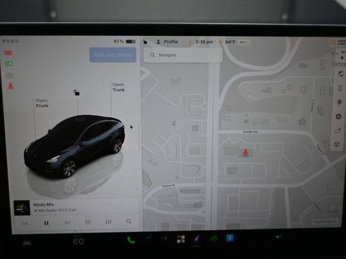 Used 2024 Tesla Model Y Long Range AWD/4WD image 8