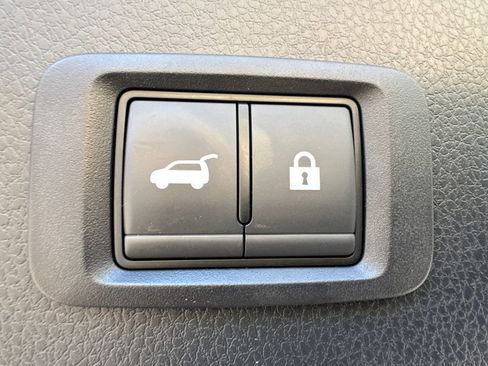 Used 2025 Mitsubishi Eclipse Cross SE image 19