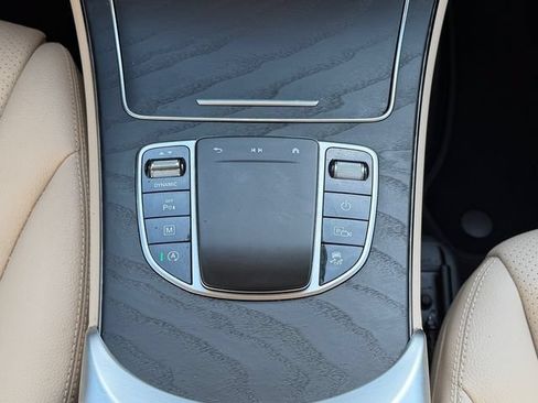 Used 2022 Mercedes-Benz GLC 300 image 20