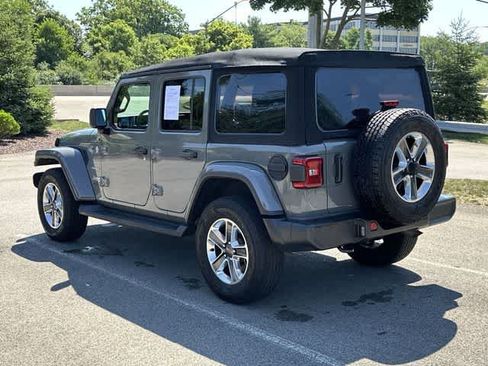 Used 2022 Jeep Wrangler Unlimited Sahara w/ LED Lighting Group AWD/4WD image 23