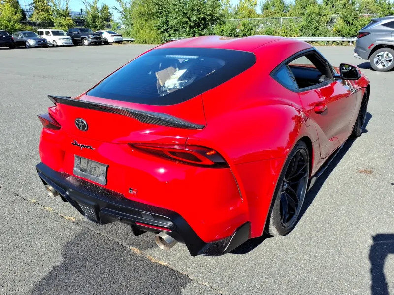 Used 2020 Toyota Supra Launch Edition w/ Driver Assist Package RWD image 4