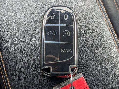 Used 2021 Jeep Compass Limited image 32