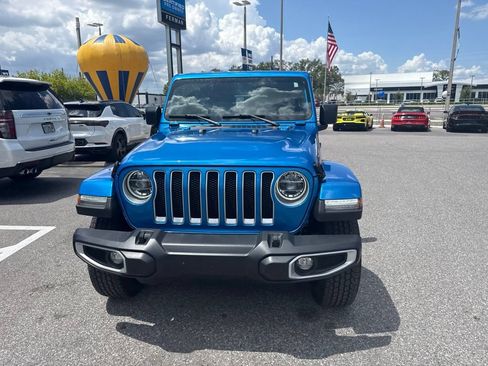 Used 2022 Jeep Wrangler Unlimited Sahara w/ LED Lighting Group AWD/4WD image 2