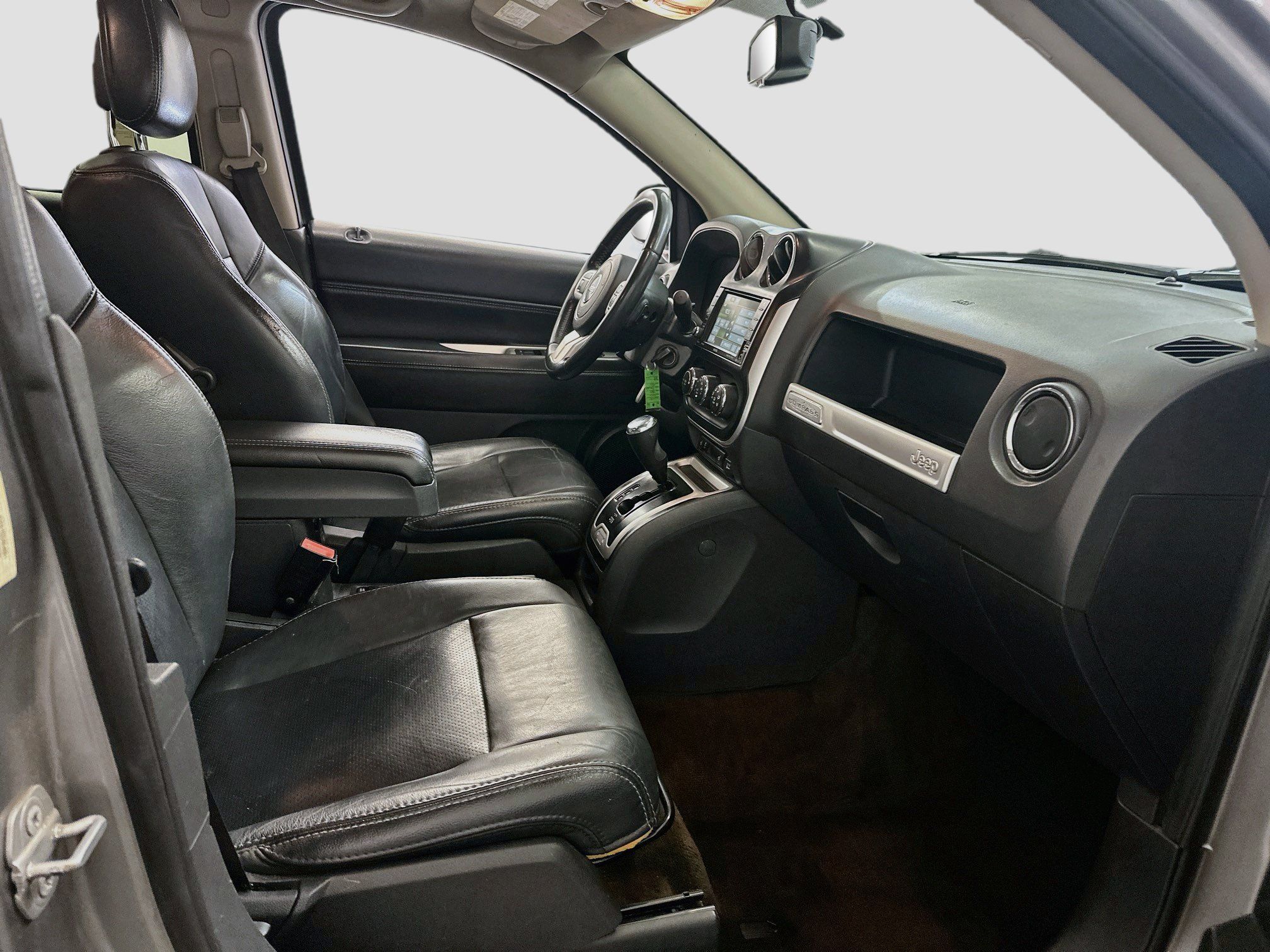 Used 2016 Jeep Compass High Altitude AWD/4WD image 31