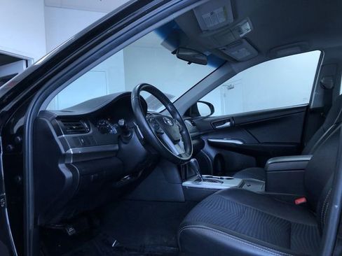 Used 2013 Toyota Camry SE image 11