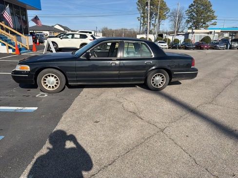 Used 1999 Ford Crown Victoria LX image 5