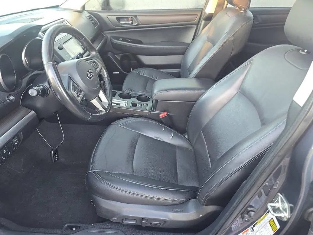 Used 2017 Subaru Legacy 2.5i Limited AWD/4WD image 7