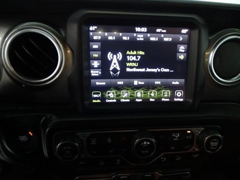 Used 2020 Jeep Wrangler Unlimited Sahara AWD/4WD image 12