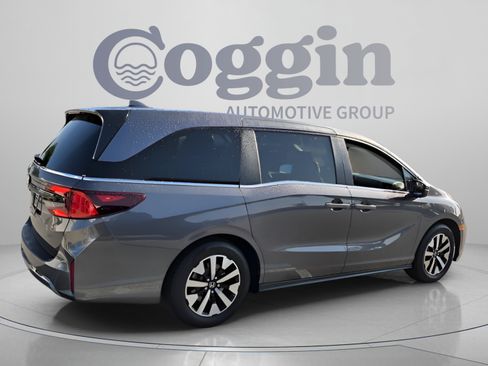 Used 2025 Honda Odyssey EX-L image 5