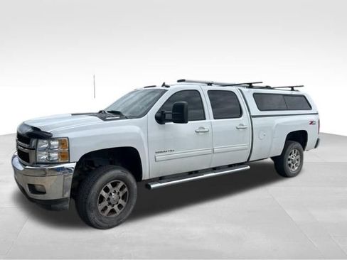Used 2013 Chevrolet Silverado 2500 LTZ w/ LTZ Plus Package AWD/4WD image 1